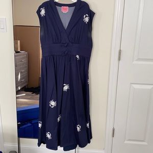 Kate spade dress navy with white crabs on it